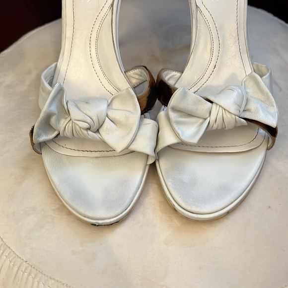 Via Spiga White and Leopard Ankle Strap Sandals Size 8.5 - Picture 7 of 7